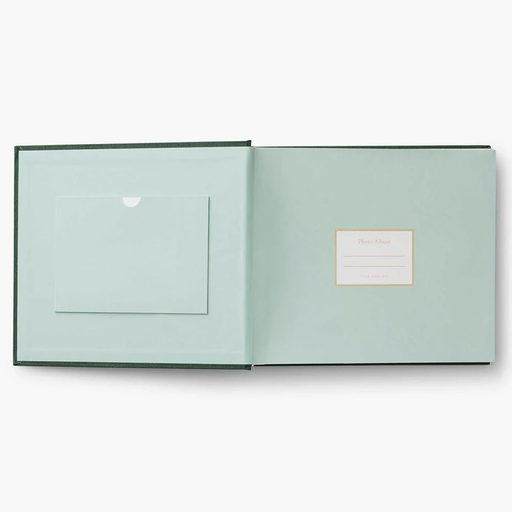 Álbum de fotos con cubierta bordada Menagerie - Rifle Paper co. - Imagen 2